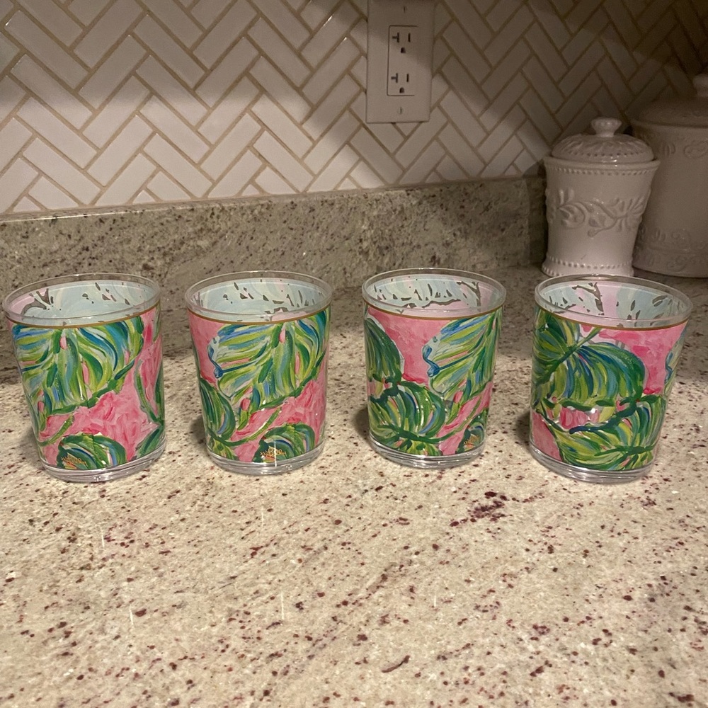 Set of 4 lily pulitzer plastic cup set